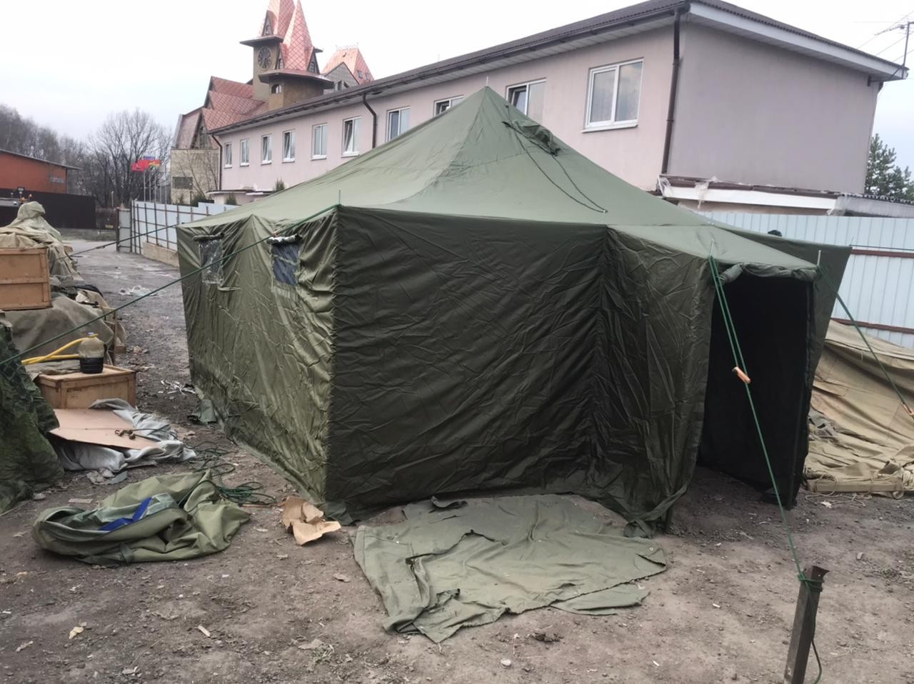 Палатка УСТ-56 зимняя (на металлических стойках)